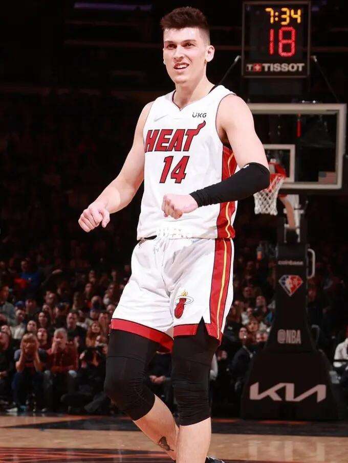 同时也激励 同时也激励