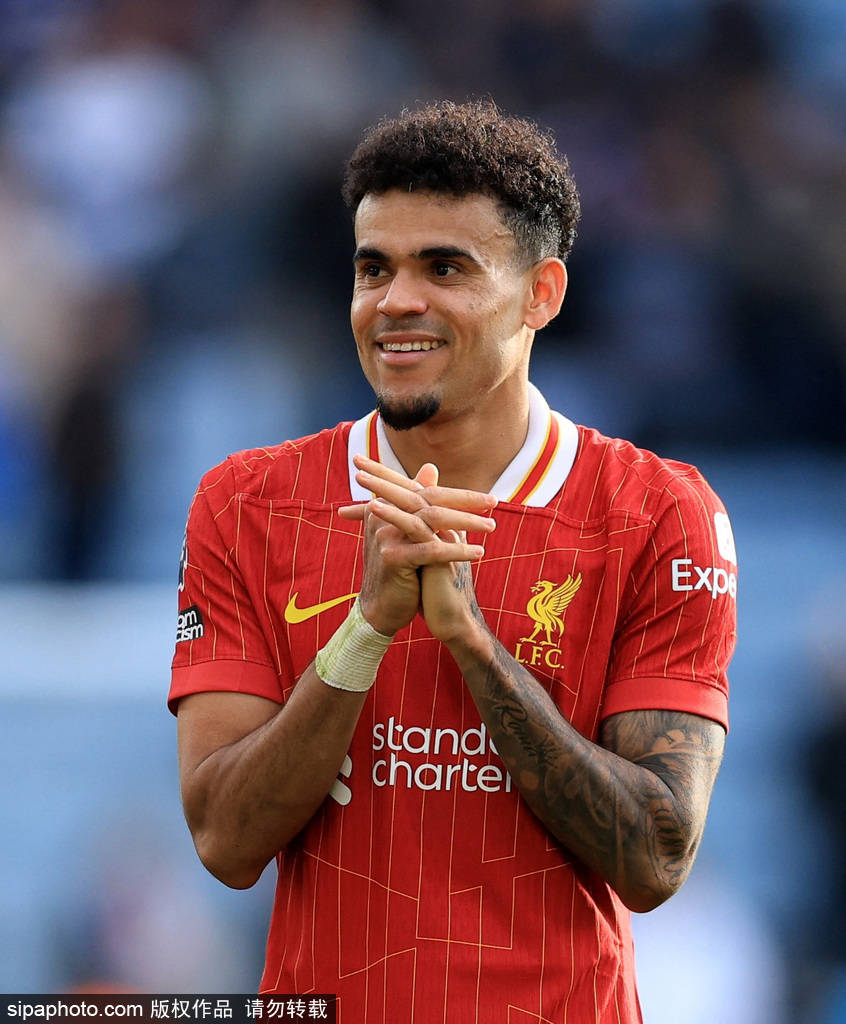 绍尔在采访 绍尔在采访