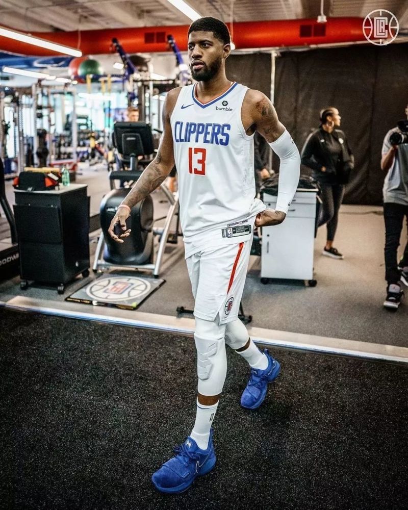 场吃紧时 场吃紧时